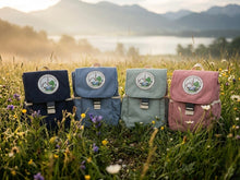 Laden Sie das Bild in den Galerie-Viewer, Chiemhorn &amp; Alpensaurier Abenteuer-Rucksack für Kinder
